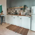 Designer 2-bedroom 150m From Mackenzie * 拉纳卡